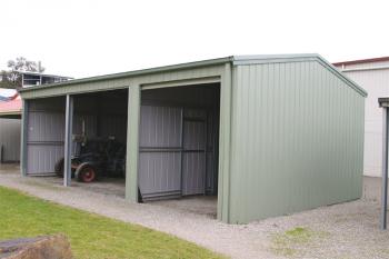 Fair Dinkum Farm Shed with Open Bays and Enclosed Bays